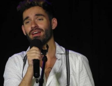 Γερμανός τραγουδιστής αυτοκτόνησε λόγω bullying πηδώντας από κρουαζιερόπλοιο (φώτο)